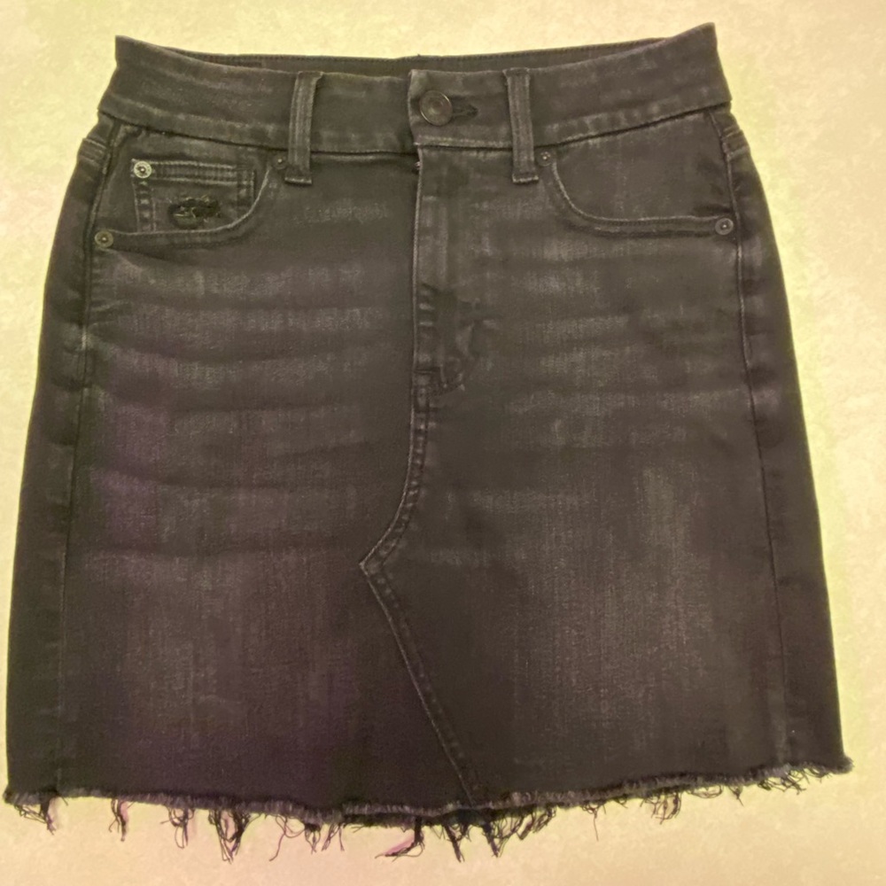 American eagle black denim skirt